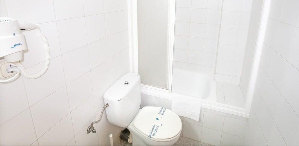 Hostal Estacion Almería Zewnętrze zdjęcie